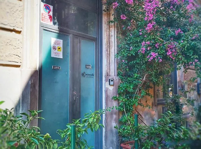 Trastevere Glasshouse 3* Рим