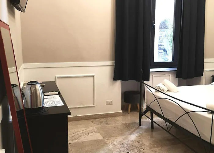 Trastevere Glasshouse 3* רומא